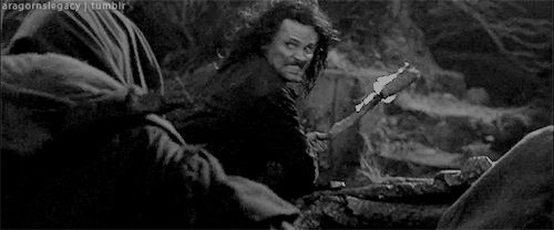 LOTR: The Fellowship of the Ring (2001) - Aragorn vs the Ringwraths 