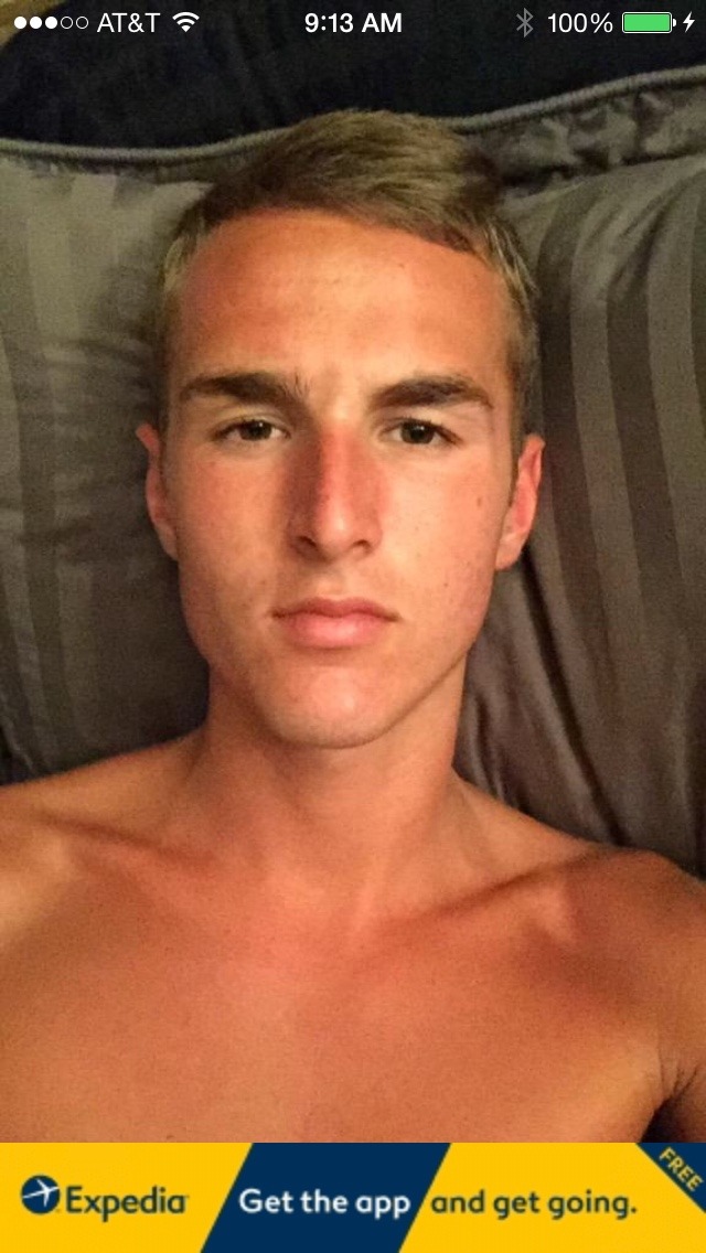 boisiwannaplaywith:  One hot fucker from WV.  I want him so bad.
