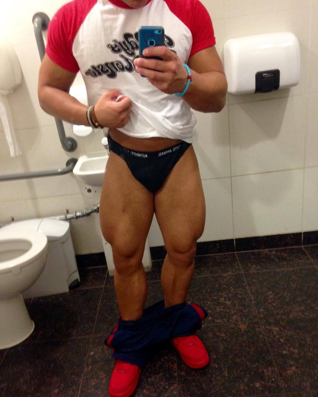 xxxalphaduo:  Airport Quad Selfie Boooom! 