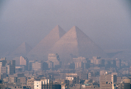Porn photo unrar:  The pyramids at Giza and Cairo in