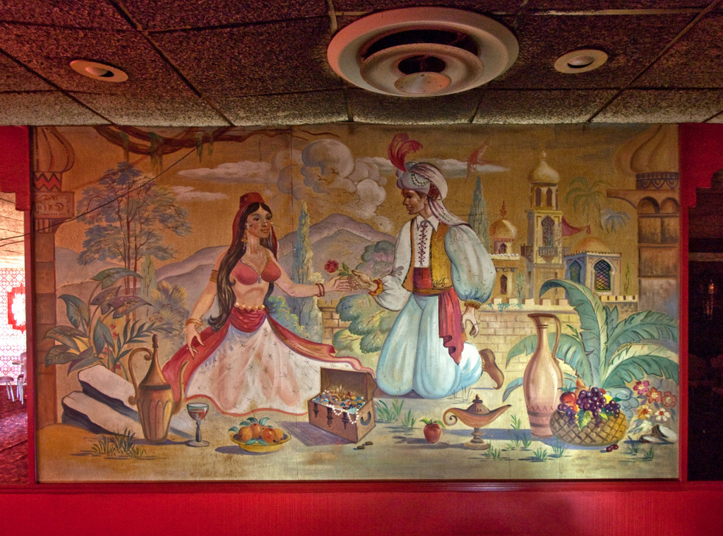 sockdip:  abandoned-playgrounds:  Penn Hills Resort - Penn Hills Resort began in