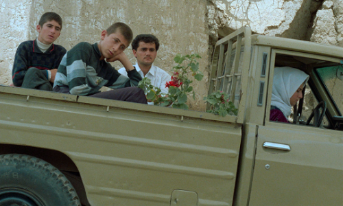 thelittlefreakazoidthatcould:Is your heart made of stone or what?Through the Olive Trees (1994) // d