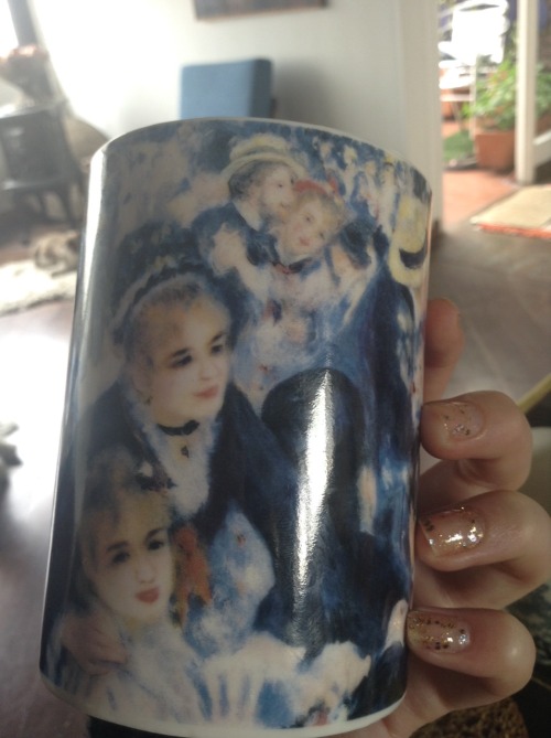 hi look at this Renoir mug ! bye