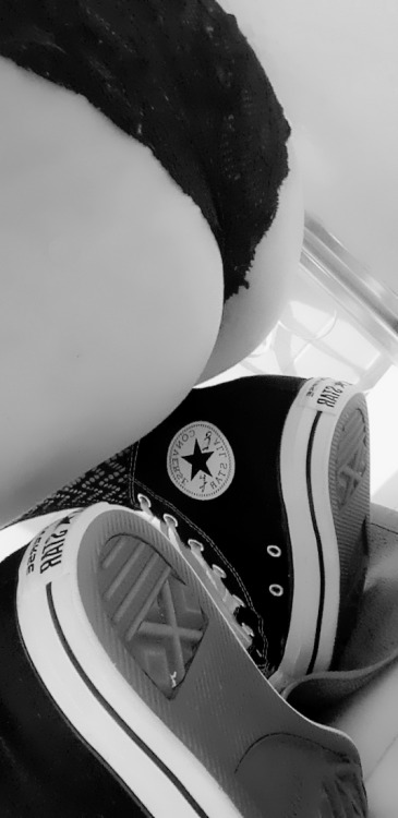 doc-martens-latex-sissy-fetish:  <3