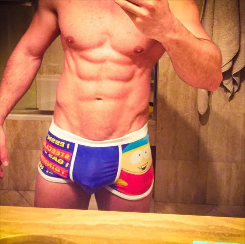 hombresuniversales:  Eyal berkover 😍😋😋