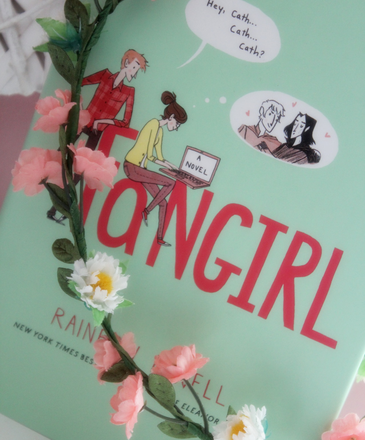 ronweasily:
“Books and Cupcakes // April Book Photo Challenge // Day Three
“Spring Time (Read during spring): Fangirl by Rainbow Rowell” ”