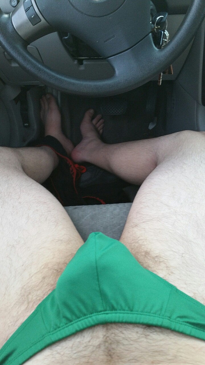 porkchop69yum:  This is for you @hairybarefootmen