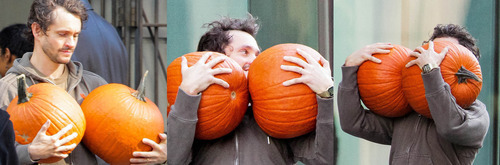 thegestianpoet - Hugh Dancy, Carrying Pumpkins, Performance,...