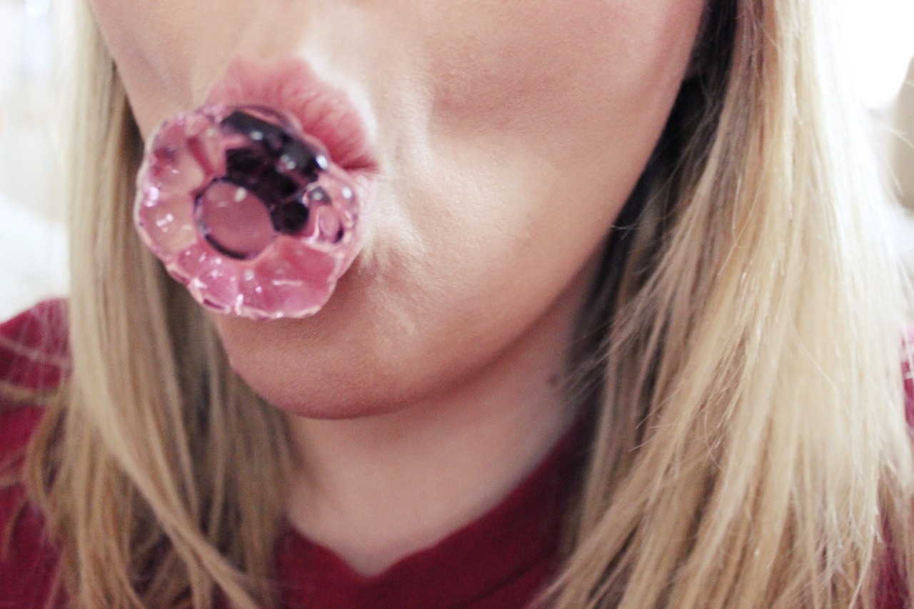 kinkydaydreams:  warming up for later~
