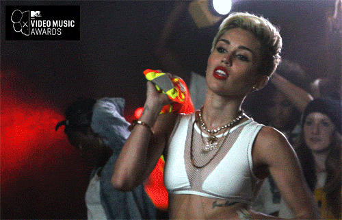 mtv:Somewhere in America… behind the scenes of the 2013 VMAs promo shoot with Miley Cyrus.No sleep t