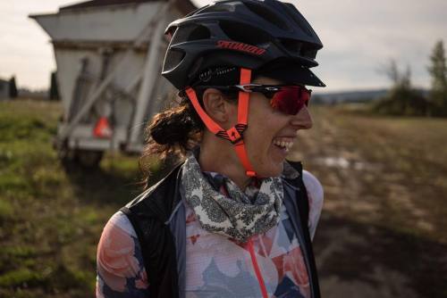 pedalitout: Cap ✔️ Shades ✔️ Scarf ✔️ #machinesforfreedom #crushthecoast : @andrestringer by machine