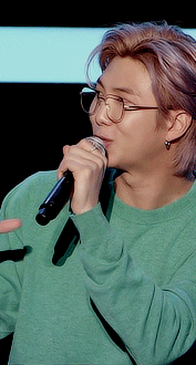 Please Give His Stylist A Raise