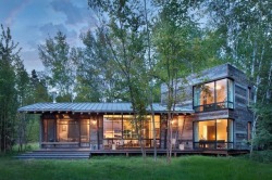 prefabnsmallhomes:  Northshore Cabin, Montana