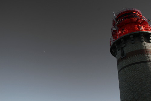 marcel-and-his-world:If you close your eyes, no lighthouse can help you.Lighthouse, Island of Rügen,