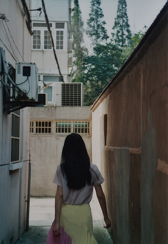 anon-articles:  Marie ZuckerFashion photographerMarie Zucker widens her scope towards