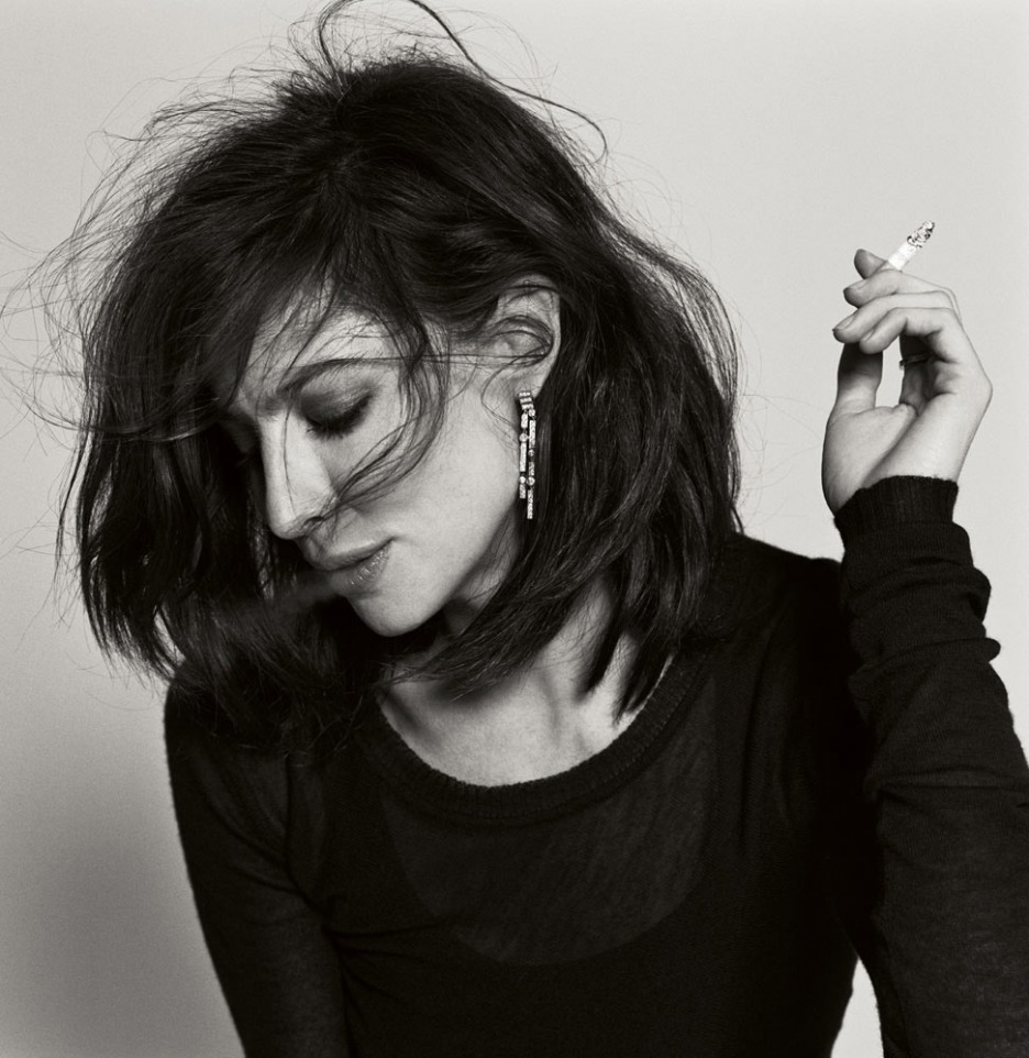 tiredfrenchgirls:  Anna Mouglalis.