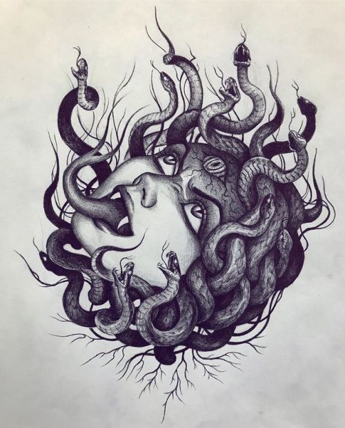 As above, so below..#ballpointpenart #inktober #medusa www.instagram.com/p/B2wtIqCgNFu/?igsh