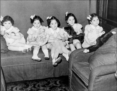 vintageeveryday: The First Quintuplets Known to Have Survived Infancy – 26 vintage pictures of