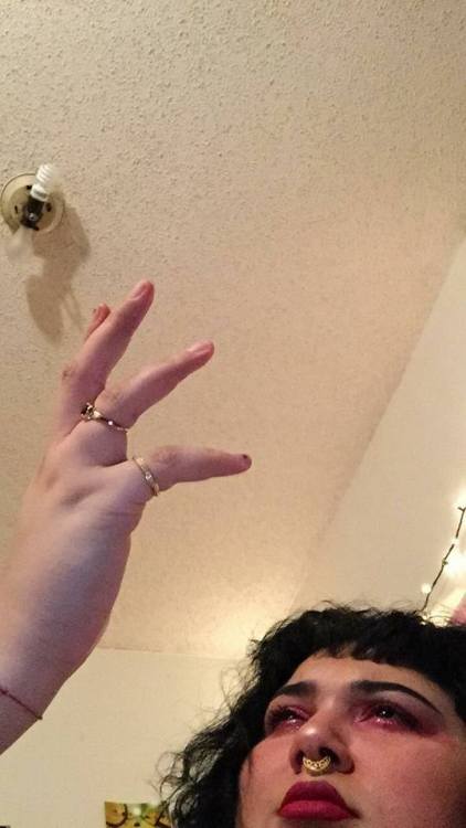 garbageshepard:this is the official 2018 mood spread the word