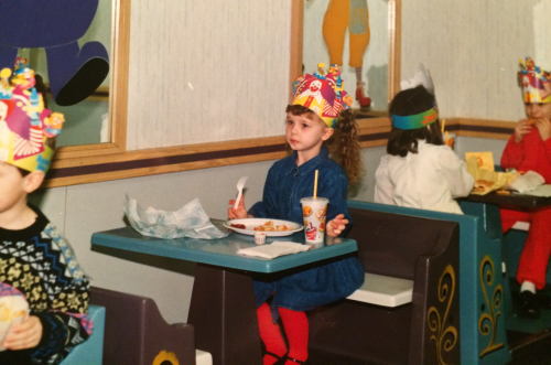 fuckyeah1990s: brittface:  March 1992 - Me enjoying my 4th birthday party … By myself … Eating Filet