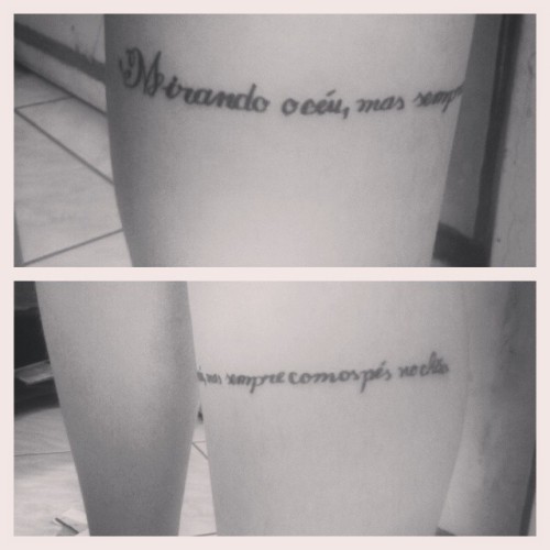 demoropodepa:  ”Mirando o céu mas sempre com os pés no chão.” (Mano AB)