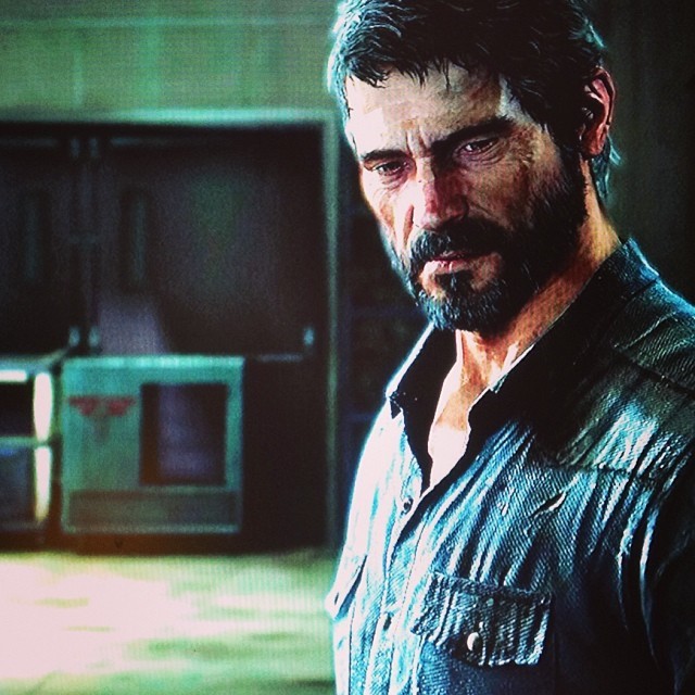 delruss:  Hot Daddy Alert #hotdaddy #thelastofus #idhitit #gaymer #scruff #beard