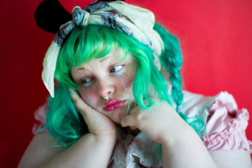 stephene:  RED Model: @porcelainette