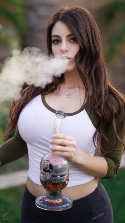 celebssmoking: