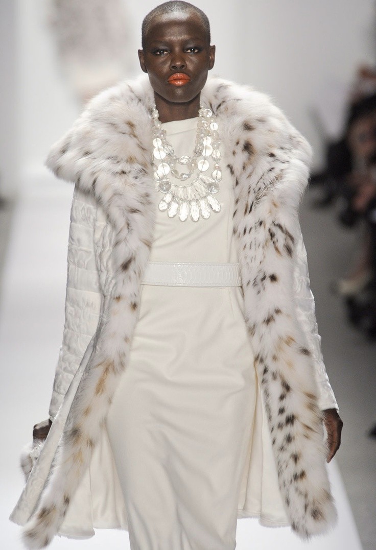 polykowiak:  Grace at Dennis Basso FW 2012