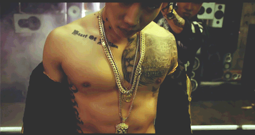 babyjaypark:  Boobs! 