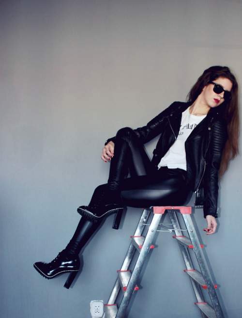 Leggings, Yoga Pants, tights.