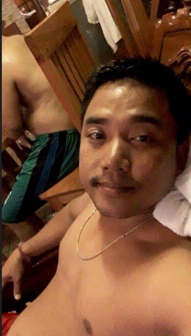 prosnix: iamyourfather99:  #Khmer Bear he only love big boy if you skinny or thin