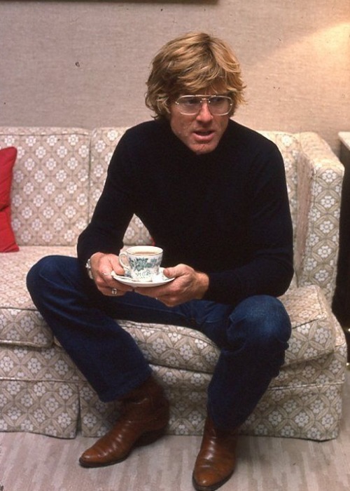 bonjour-paige:Robert Redford visits London in 1980 to promote Ordinary People