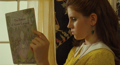 if-its-notlikethemovies: Moonrise Kingdom (2012) dir. Wes Anderson