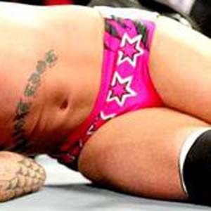 aj-lee-mizanin:  CM Punk + Pink