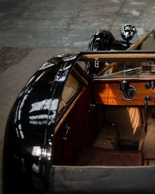 utwo:  1936 Bugatti Type 57S Atalante© r m sothebys