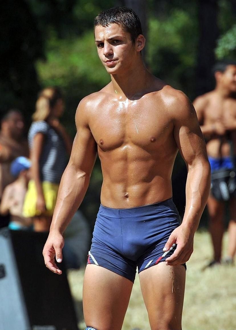 crwdplsr90:  Since I seem to have a thing for singlets recently, here’s Bulgarian