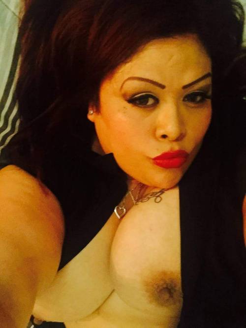 latinashunter:  She Beautiful. Got Anymore Of Her?
