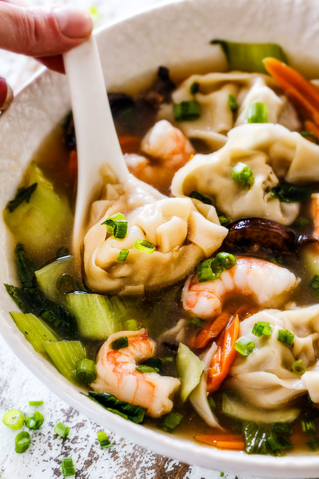 foodffs:  WONTON SOUPFollow for recipesIs this how you roll?