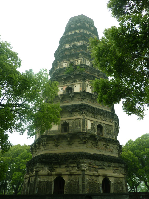 travelthisworld:  Tiger Hill Pagoda in Suzhou, China. It was built during the Five Dynasties Period and is known as the “Leaning Tower of China” submitted by: geometricrobot, thanks!