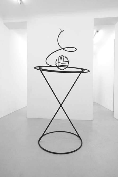unusualwhite:  Eliseo Mattiacci, Nunzio, Giovanni Termini “Scultura #1” at Renata Fabbri, Milan  