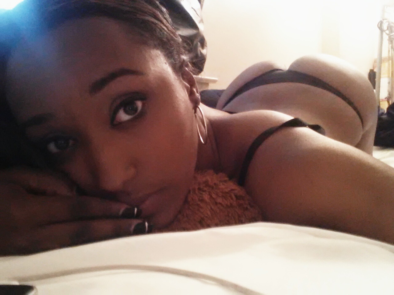 ThiS GuRL... HeaH...GoT Me "SpRuNg"!!