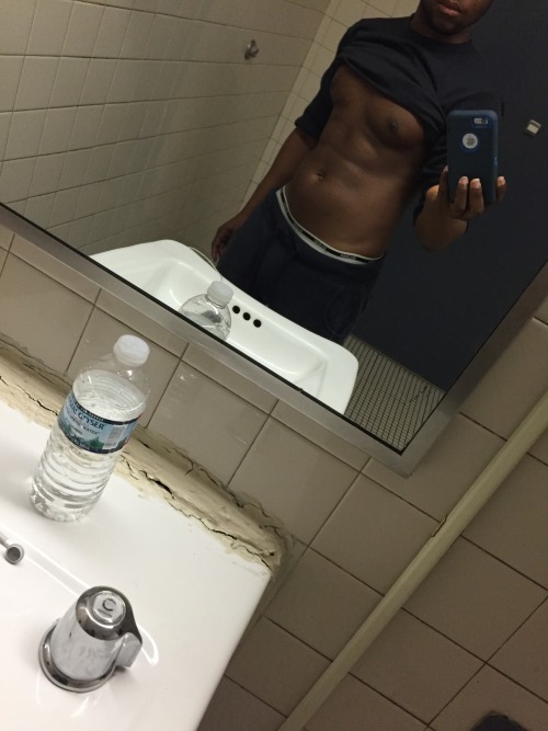 big-dic12:  my ass and body never looked any better 😉