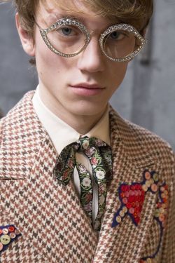 keroiam:  Backstage at the Gucci Men’s Fall Winter 2016 Fashion Show.  