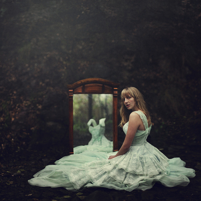 flying-scarecrow:  One, self. by David Talley on Flickr.
