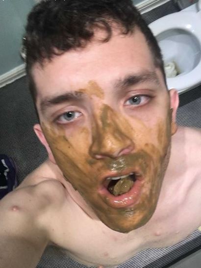 eatmyshitbro:Click here for steamy gay vids: bit.ly/2r2BULI