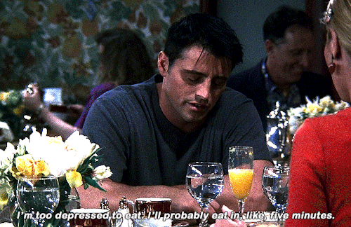 buffysummers:Ranking the F•R•I•E•N•D•S (as voted by my followers): #5 — Joey Tribbiani↳ The big ques