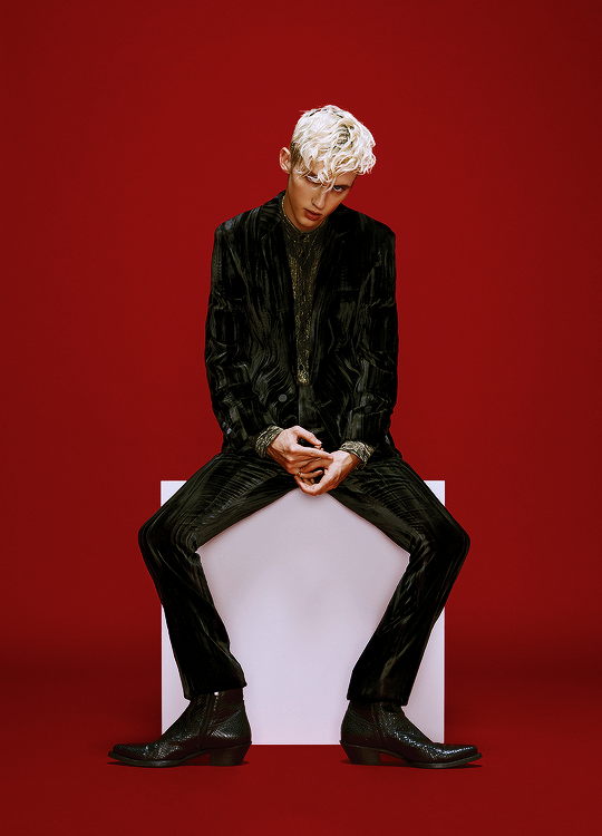 henryscavills:  TROYE SIVAN© MAT+KAT for GQ Magazine