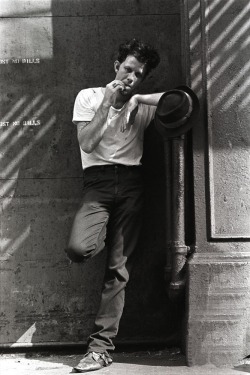 primitiveman-ancientwoman:  Tom Waits 