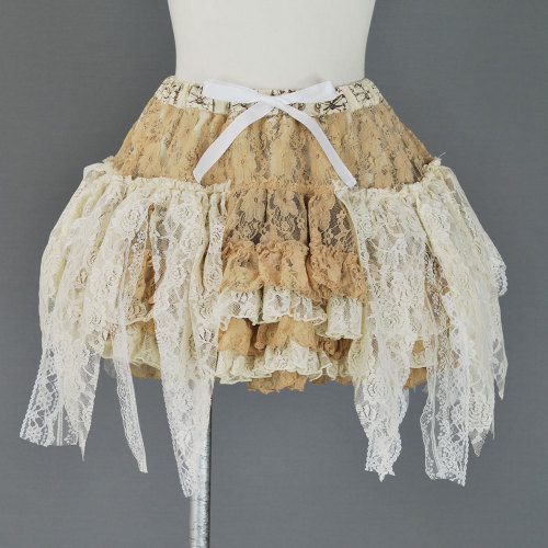 steampunk-and-junk: Steampunk Skirts @ Kincs Web Shop